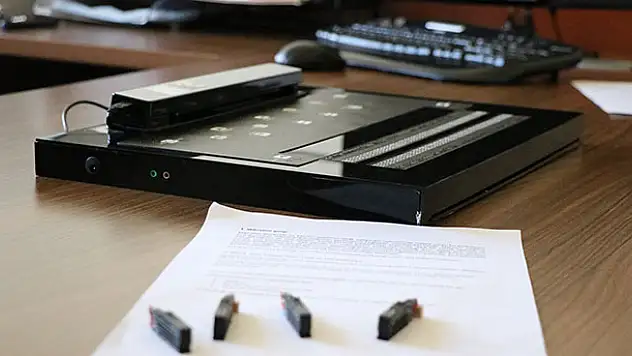 Görme engelliler için 'okuma cihazı' yaptılar