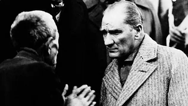 Görmediğiniz kareleriyle Atatürk