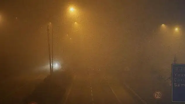 Görüş mesafesi 50 metreye kadar düştü! 43 ilin geçiş noktasında sis 