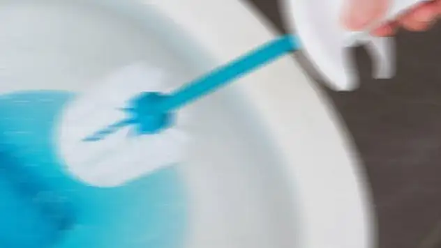 Göze saplanıp beyne giren tuvalet fırçası 4 saatte çıkarıldı