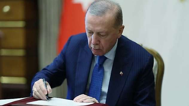 Gözler 4 Ağustos'taki YAŞ toplantısında