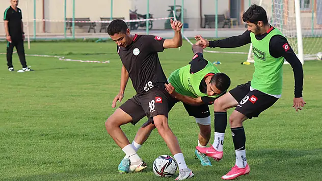 Gözler Ankara Demirspor'da 