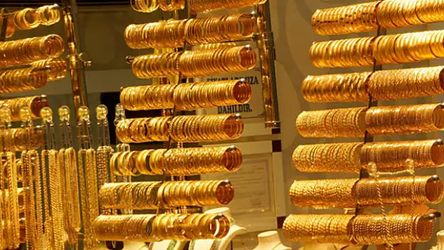 Gram altın 230 lira seviyelerinde