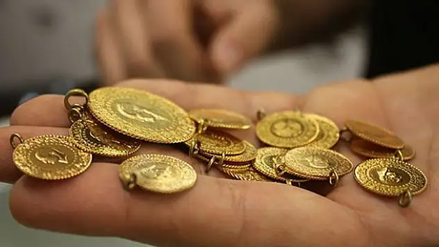 Gram altın 239 lira seviyelerinde