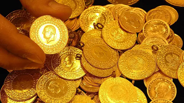 Gram altın 3 bin liraya dayandı