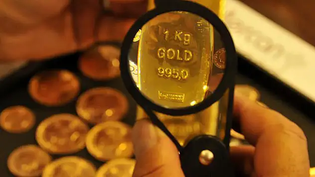 Gram altının fiyatı düşmeye devam ediyor