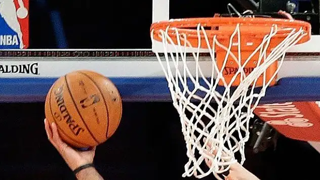 Grizzlies seriyi bitirdi