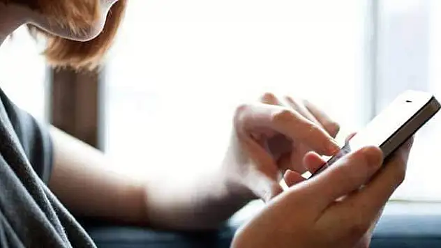 GSM operatörlerine de SMS yasağı