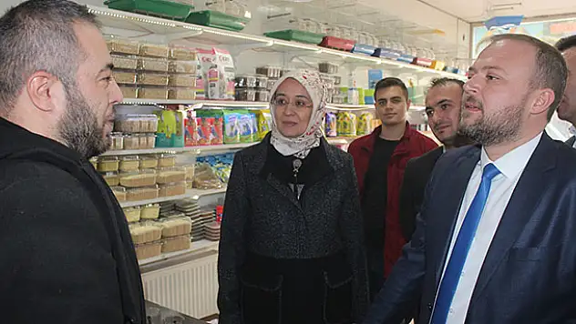 Gülay Samancı Beyşehir'de esnafı ziyaret etti