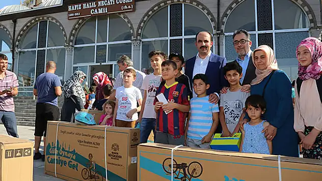 Güle Oynaya Camiye Gel Projesi Konya'ya Çok Yakıştı
