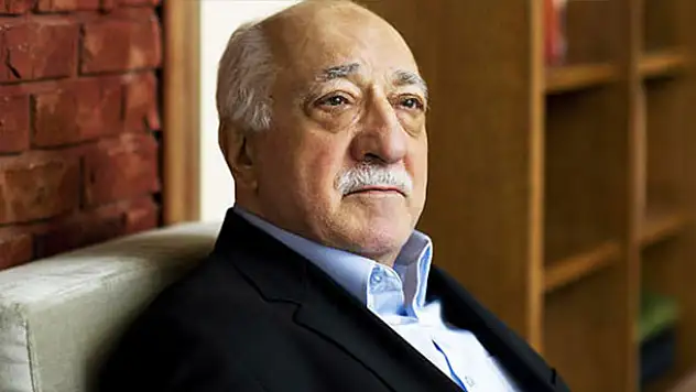 Gülen hakkında yakalama kararı