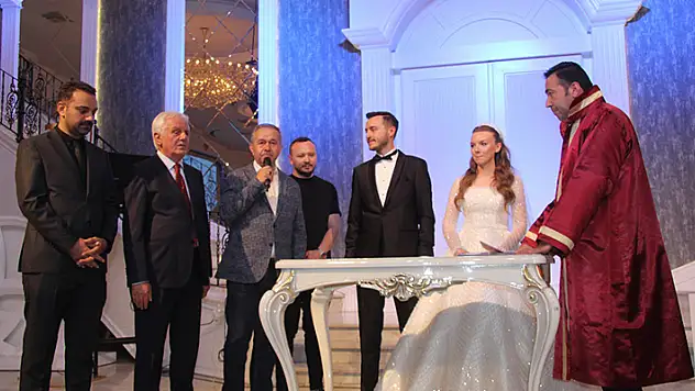 Gülşah ve Fatih Han dünyaevine girdi