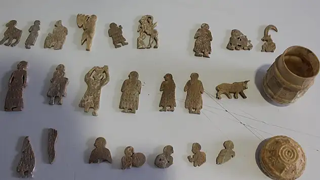 Gümrük Muhafaza ekipleri Suriye sınırında 51 parça tarihi eser ele geçirdi
