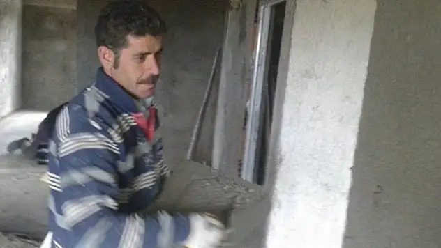 Gündüzleri sıvacı, akşamları milletvekili adayı