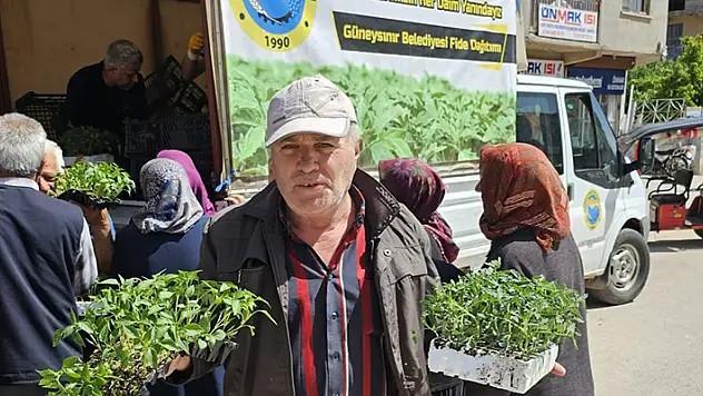 Güneysınır Belediyesi üreticilere sebze fidesi desteğinde bulundu

