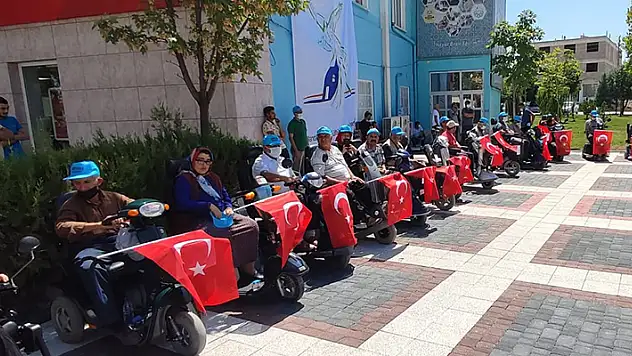 Güneysınır'da 30 akülü engelli aracı ihtiyaç sahiplerine verildi
