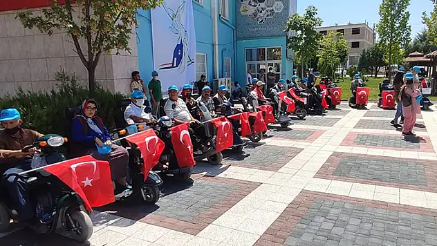 Güneysınır'da engellilere akülü araç dağıtımı gerçekleştirildi