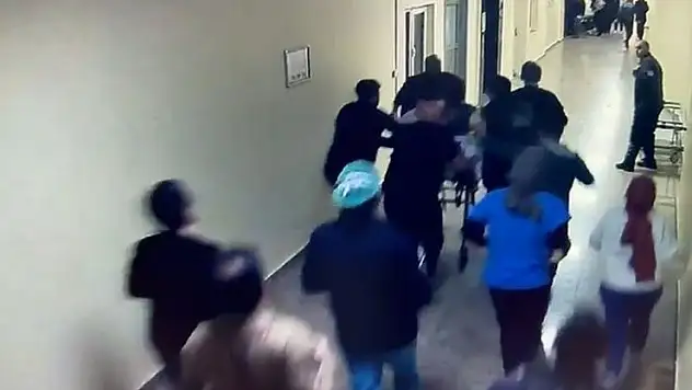 Güngören'de öldürülen Atlas Çağlayan'ın hastaneye getirildiği anların görüntülerine ulaşıldı