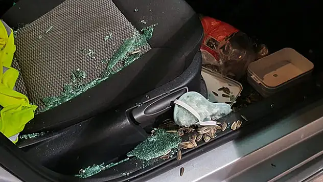 Gurbetçi aile Konya'da maskeli ve bıçaklı 4 kişinin gasbına uğradı