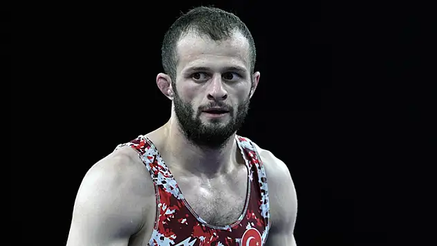 Güreş grekoromen stilde milli sporcu Enes Başar, çeyrek finale çıkamadı
