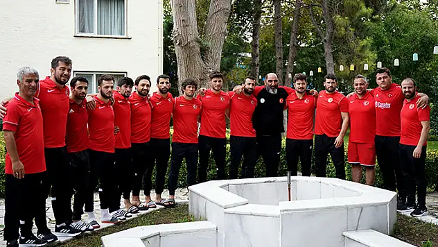 Güreşçiler 'Dünya' sınavında
