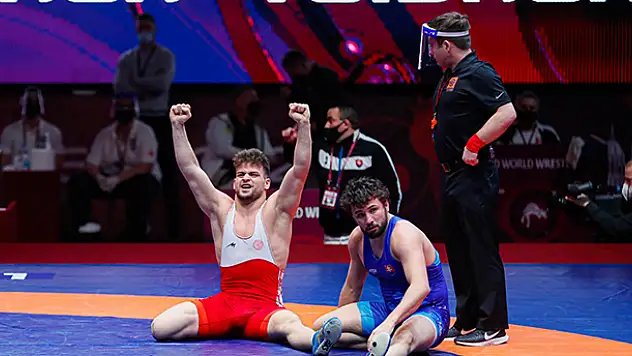 Güreşte 2 olimpiyat kotası
