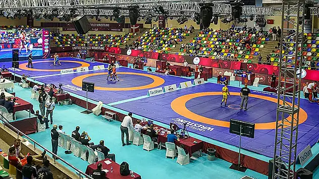 Güreşte, olimpiyat elemelerinin bir ayağı İstanbul'da yapılacak
