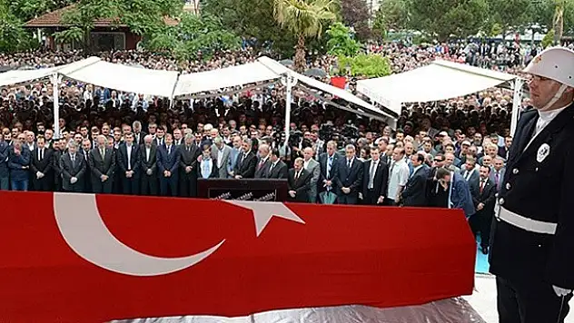 Gürsu Belediye Başkanı Yıldız son yolculuğuna uğurlandı