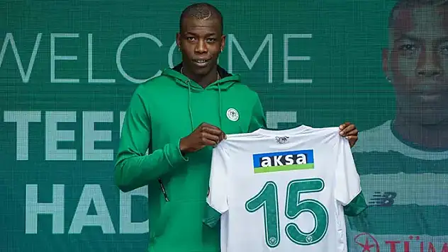Hadebe, Konyaspor'a veda etti
