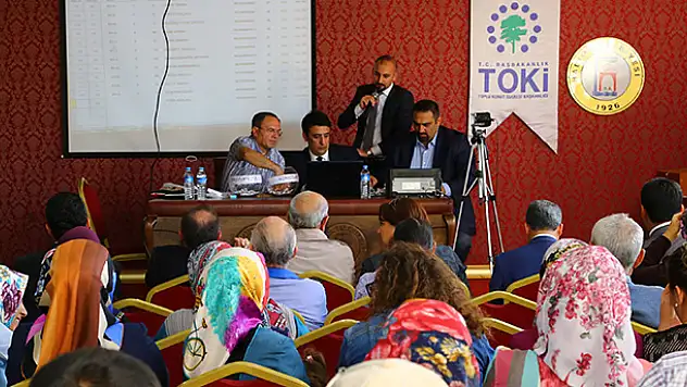 Hadim'de TOKİ konutları için çekiliş
