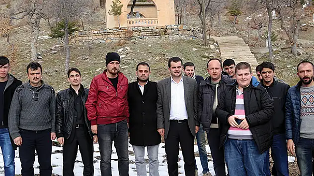 Hadimli gençlerden Seyyid Bayram Veli Türbesi'ne ziyaret
