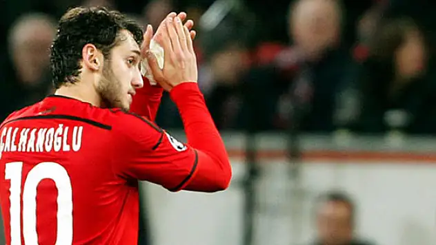 Hakan Çalhanoğlu Barcelona'nın radarında