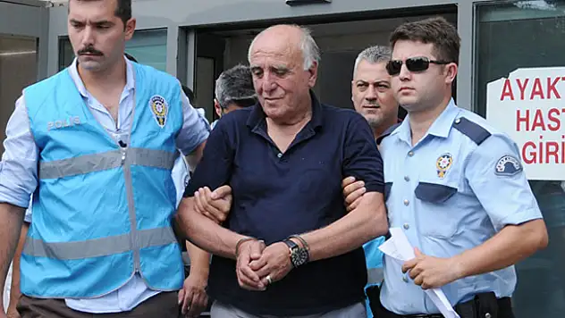 Hakan Şükür'ün babası hastaneye kaldırıldı