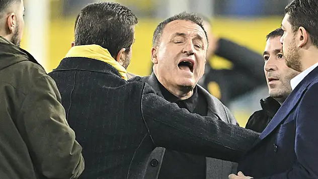 Hakeme saldıran Ankaragücü Başkanı Faruk Koca: Gözüm karardı
