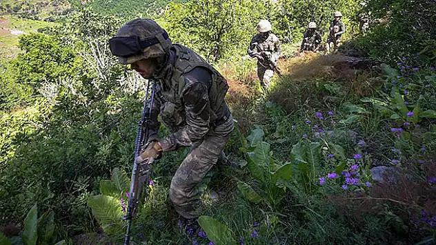 Hakkari'de etkisiz hale getirilen terörist sayısı 4'e yükseldi