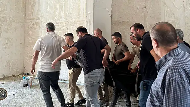 Hakkari'de okul inşaatının asansör boşluğuna düşen bekçi öldü
