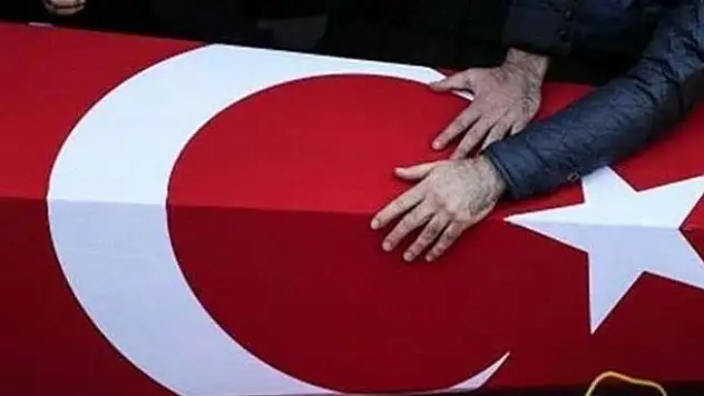 Hakkari'de üs bölgesine yıldırım düştü! İki asker şehit oldu