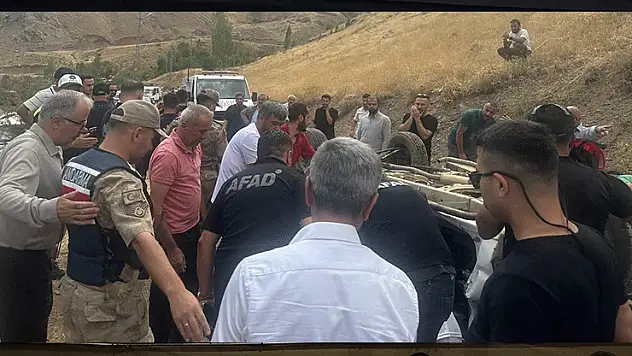 Hakkari'de trafik kazası: 2 ölü