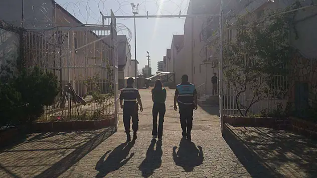Hakkında 16 yıl kesinleşmiş hapis cezası bulunan şahıs yakalandı

