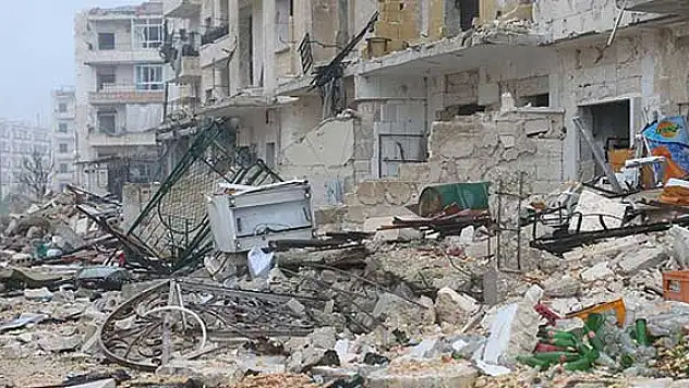 Halep'te hava saldırısı: 23 ölü