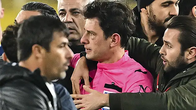 Halil Umut Meler'den saldırı sonrası ilk açıklama! Halil Umut Meler hakemliği bırakıyor mu?

