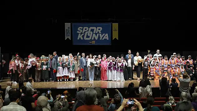 Halk Oyunları Ligi'nde ödüller sahibini buldu
