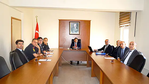Halkapınar'da 'Bağımlılıkla Mücadele Kurulu Toplantısı' yapıldı