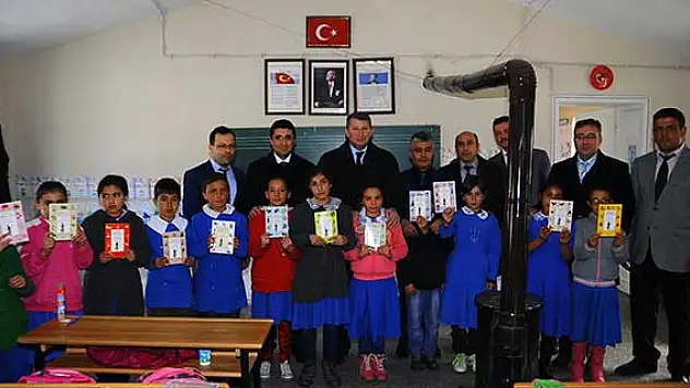 Halkapınar'da 'Kitapla buluşma vakti' projesi