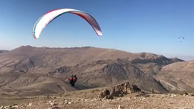 Halkapınar yamaç paraşütü sporu tutkunlarının uğrak yeri olacak