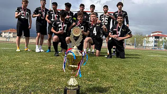 Hamza Yerlikaya Spor Lisesi Türkiye üçüncüsü