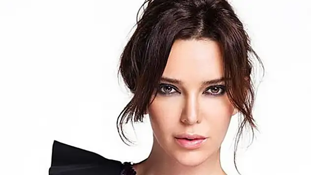 Hande Ataizi'den 'estetik' isyanı!
