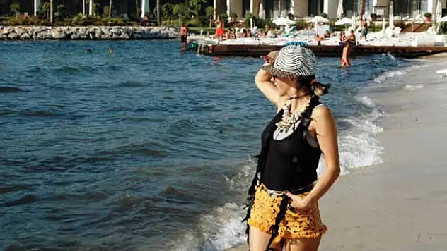 Hande Yener, Serdar Ortaç ile düet yapacak