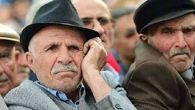 Hangi emekliler 5 bin lira ikramiye alamayacak? Erdoğan müjdeyi duyurmuştu ama...
