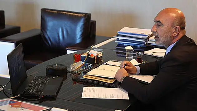 Hasan Angı: 'Bu gemi su almadan fırtınayı atlatacak'